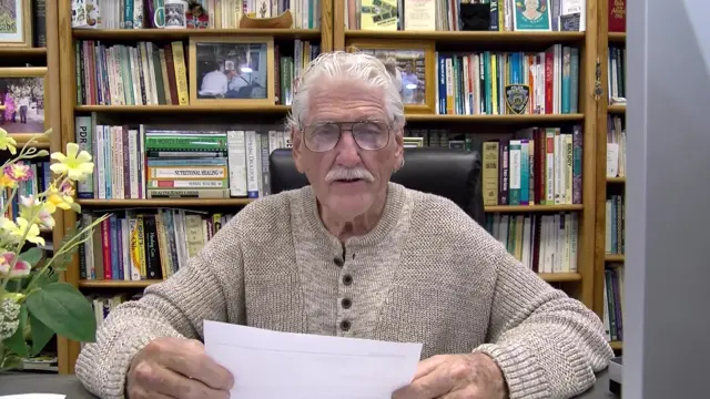 Kadr z nagrania: Q&A dr. Morse'a: Rak piersi, Niedoczynność tarczycy, Paznokcie (problemy z paznokciami), Duchowość
