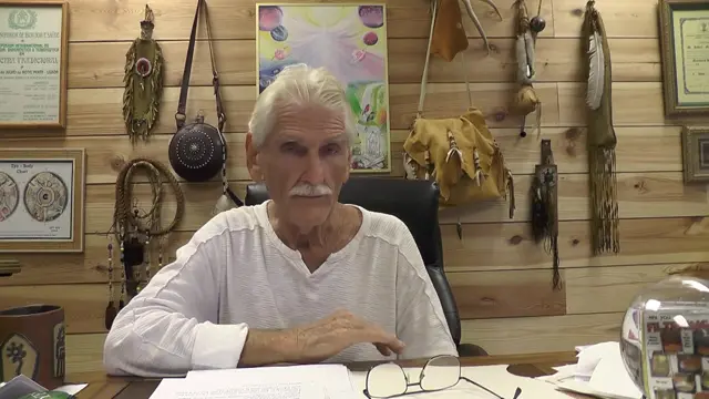 Kadr z nagrania: Q&A dr. Morse'a: Porażenie Bella (porażenie nerwu twarzowego), Rak trzustki