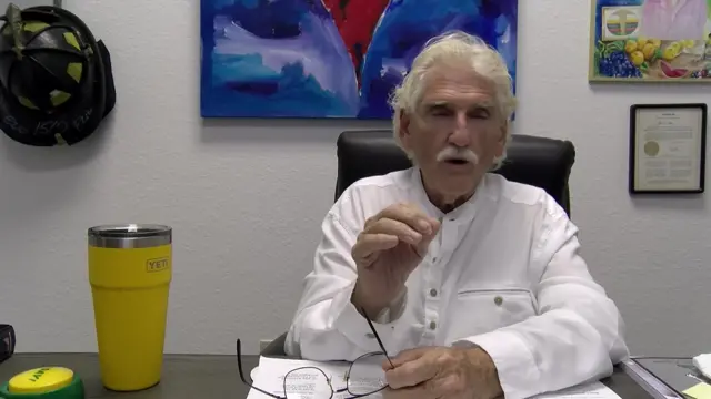 Kadr z nagrania: Q&A dr. Morse'a: Testosteron (niski poziom), Łysienie